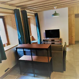  Appartement Dans Ferme Rénovée Au Cœur Du Grand Massif